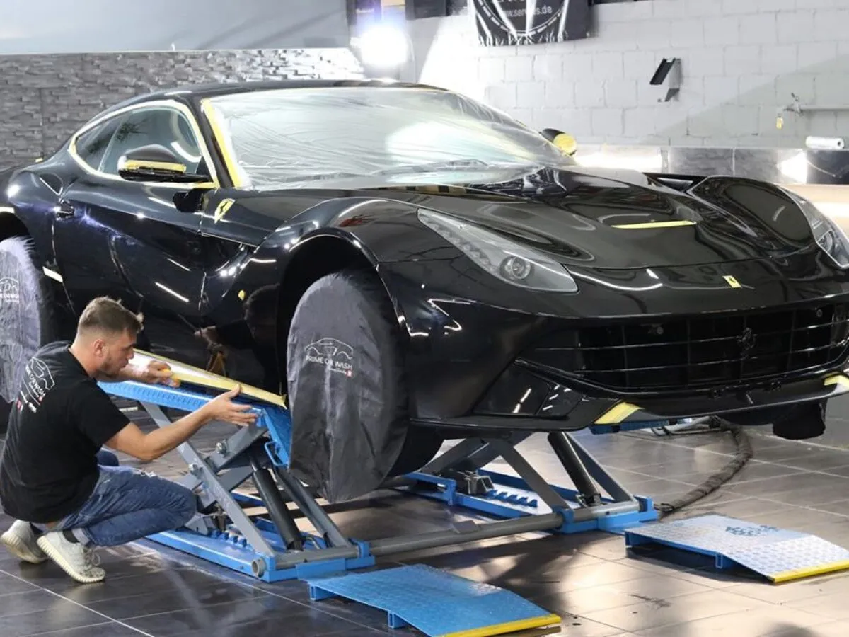 Ferrari F12