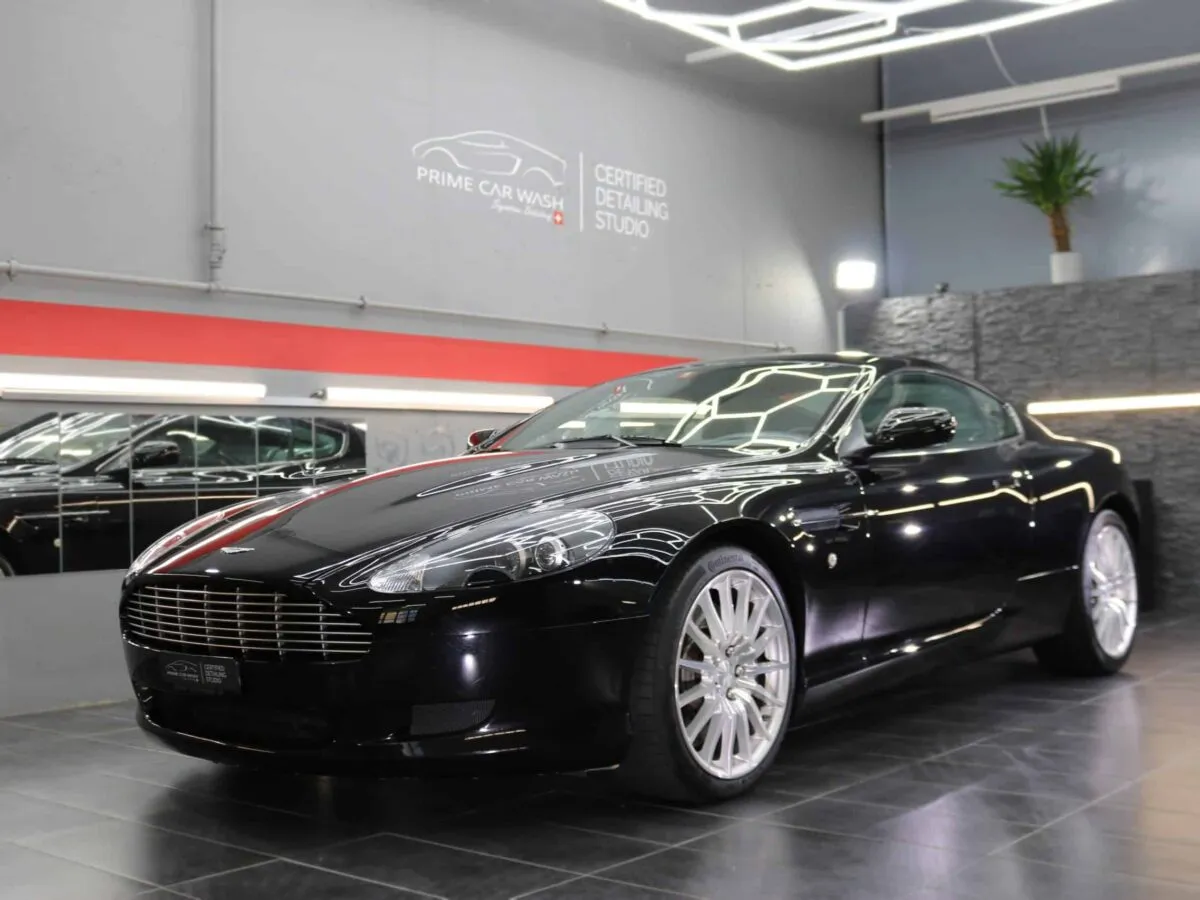 DB9 Coupe