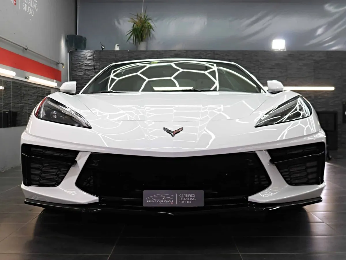 Corvette C8