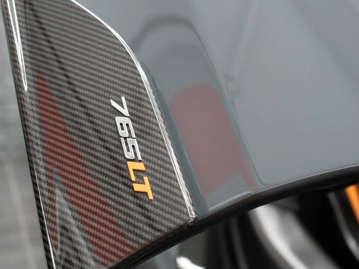 McLaren 765 LT
