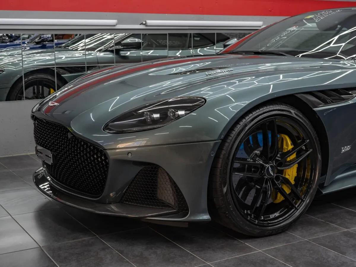DBS SL Volante
