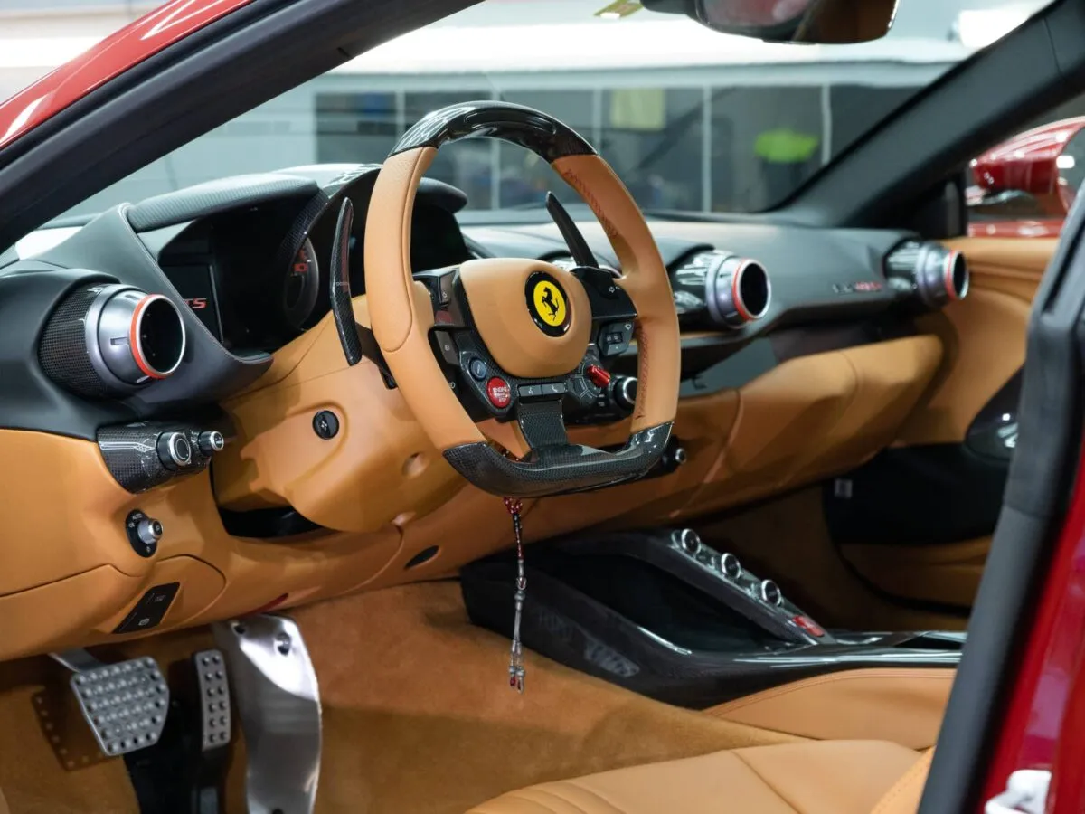 Ferrari 812 GTS