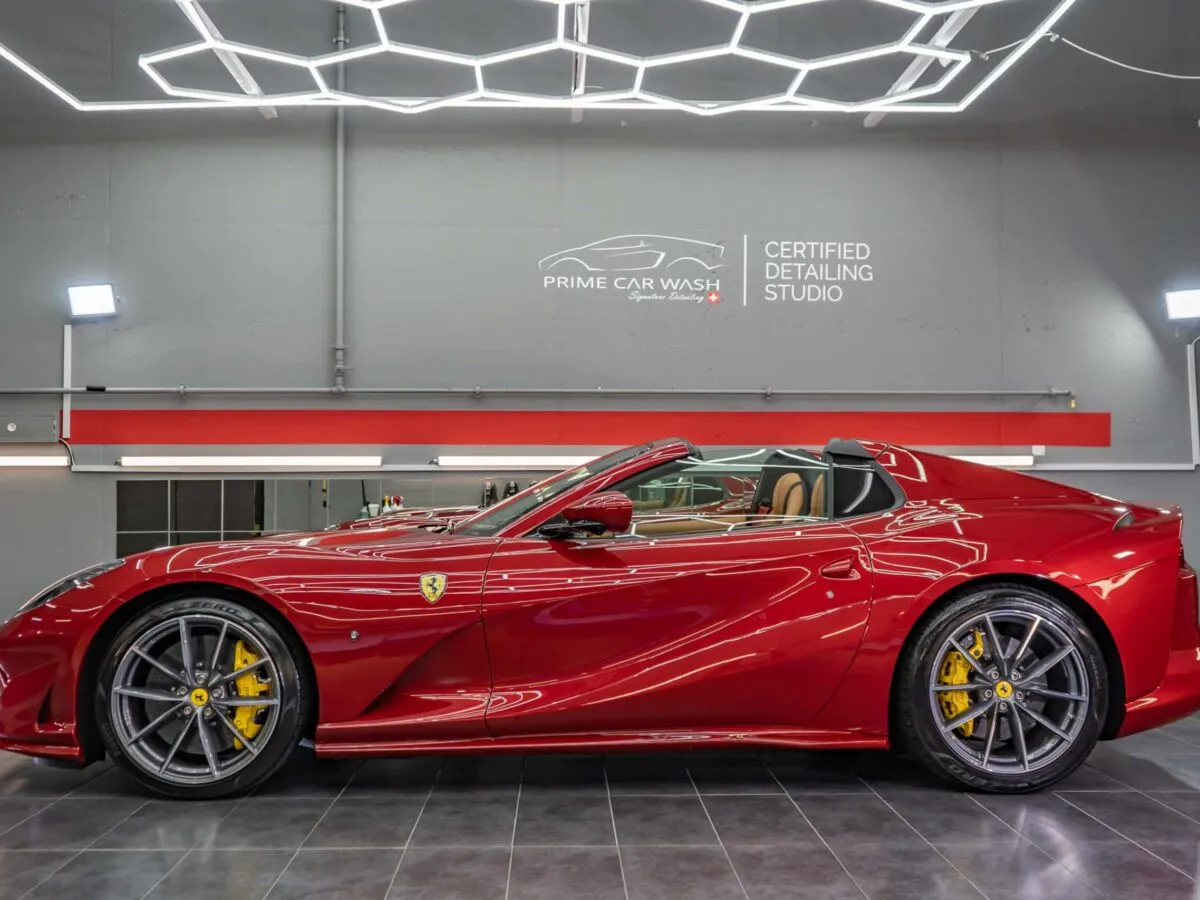 Ferrari 812 GTS