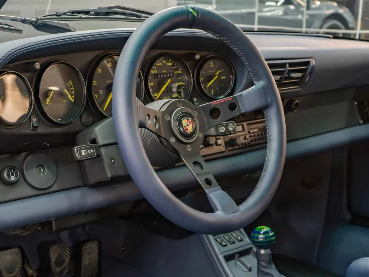 Porsche 964
