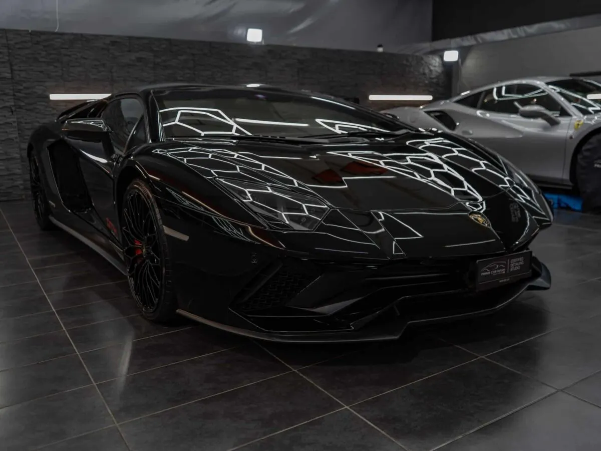 Aventador S Roadster
