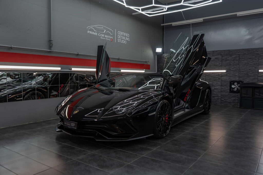 Aventador S Roadster