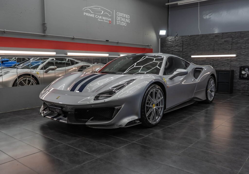 Ferrari 488 Pista