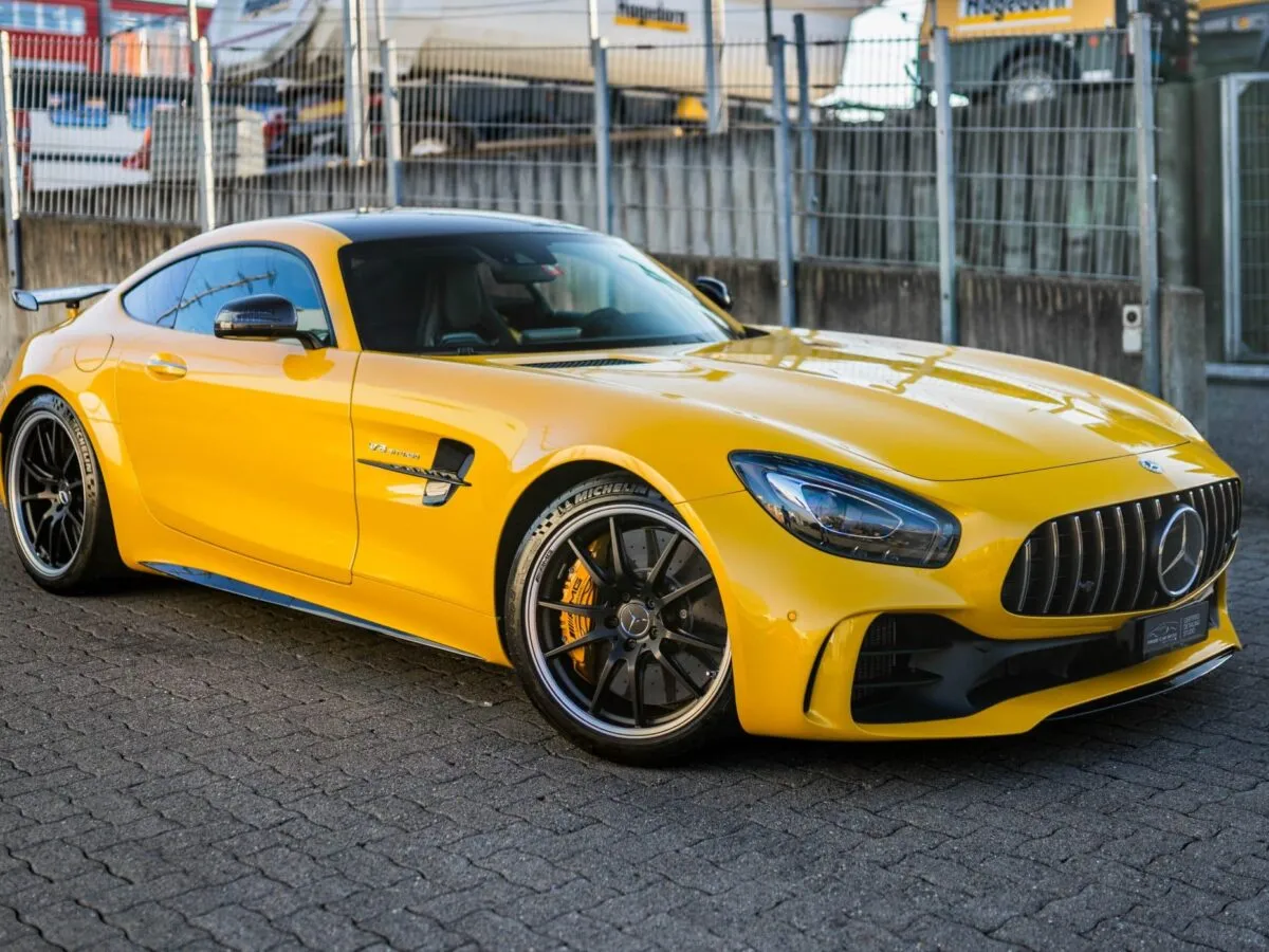 Mercedes AMG GTR
