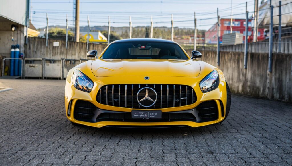 Mercedes AMG GTR