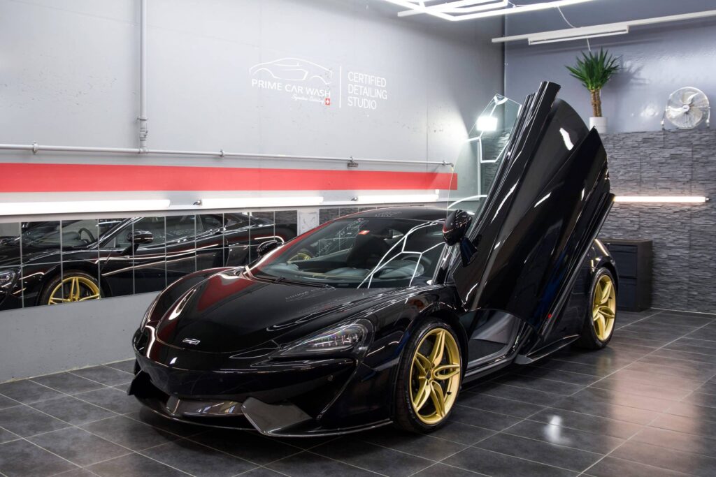 McLaren 570S