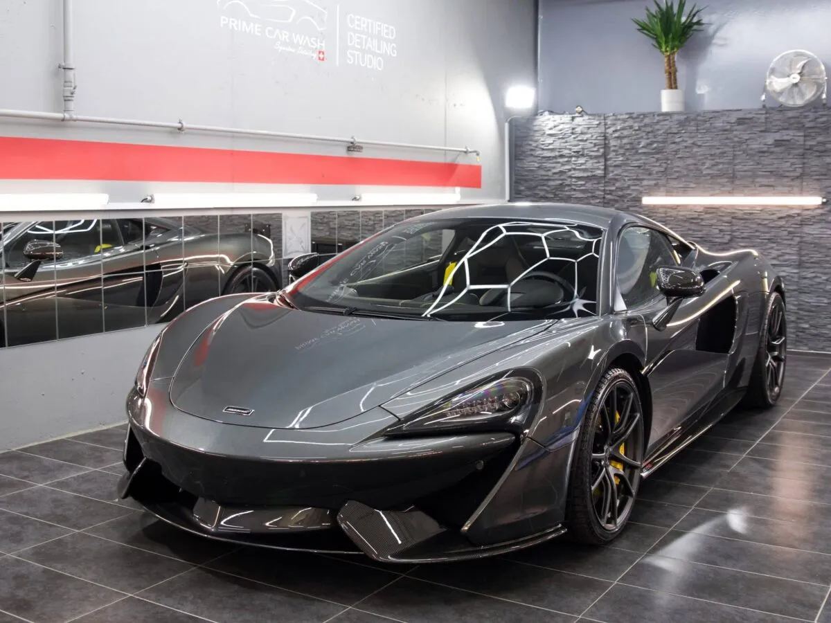 McLaren 570S