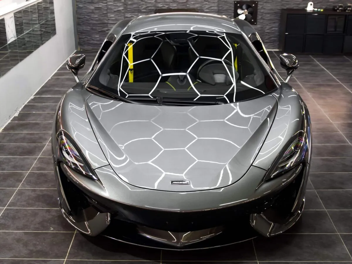 McLaren 570S