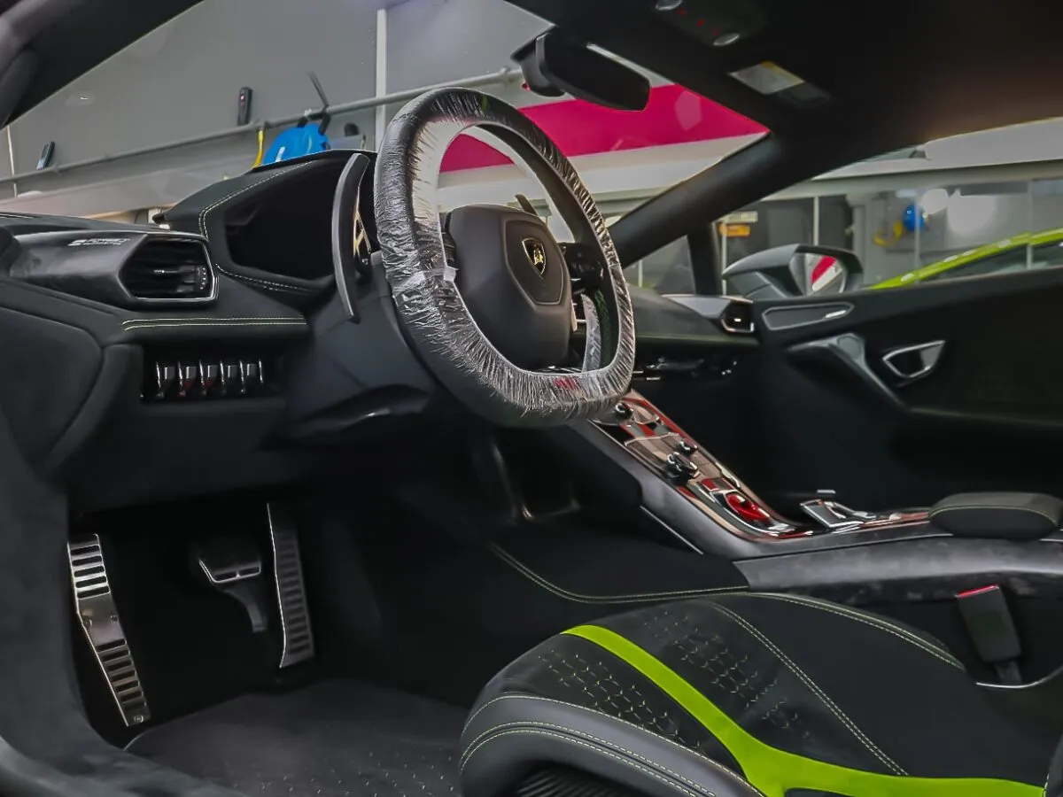Huracan Performante