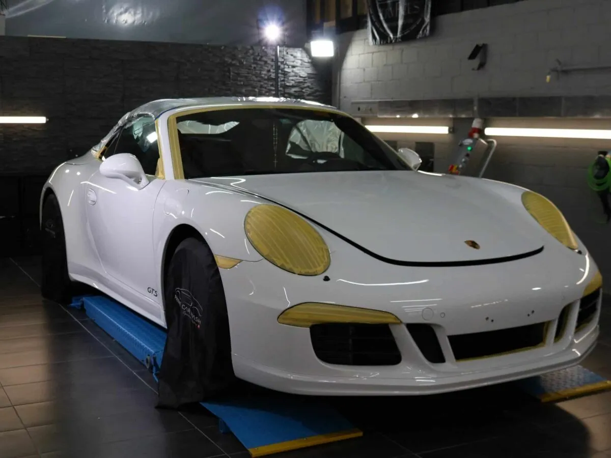 Porsche 911 GTS