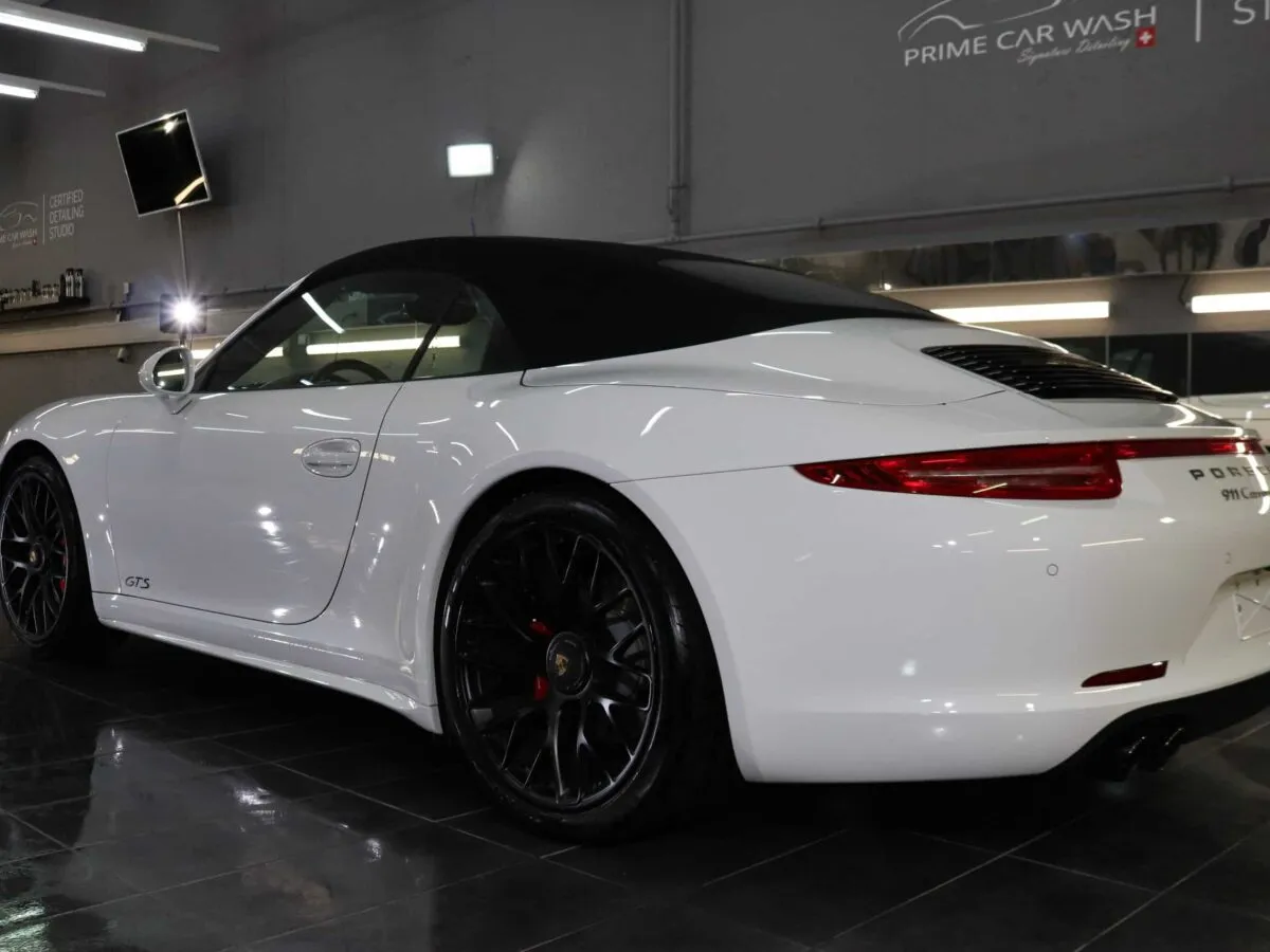 Porsche 911 GTS