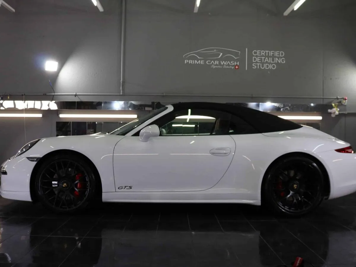 Porsche 911 GTS