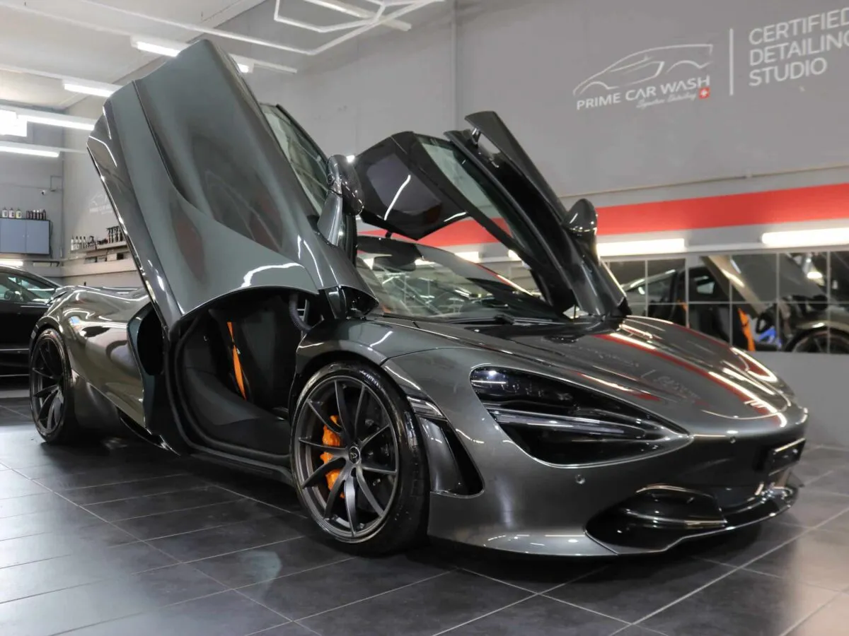 McLaren 720S