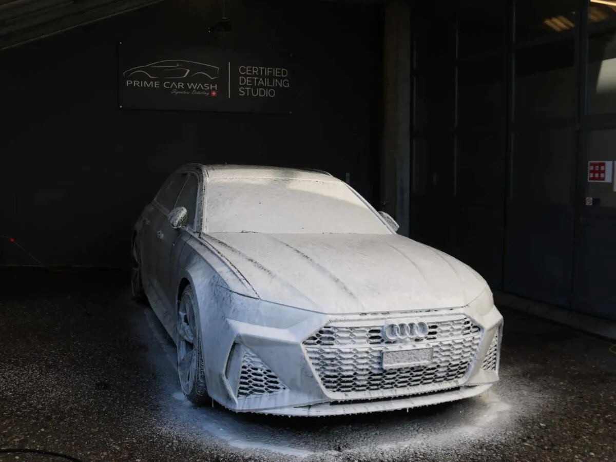 AUDI RS6 C8