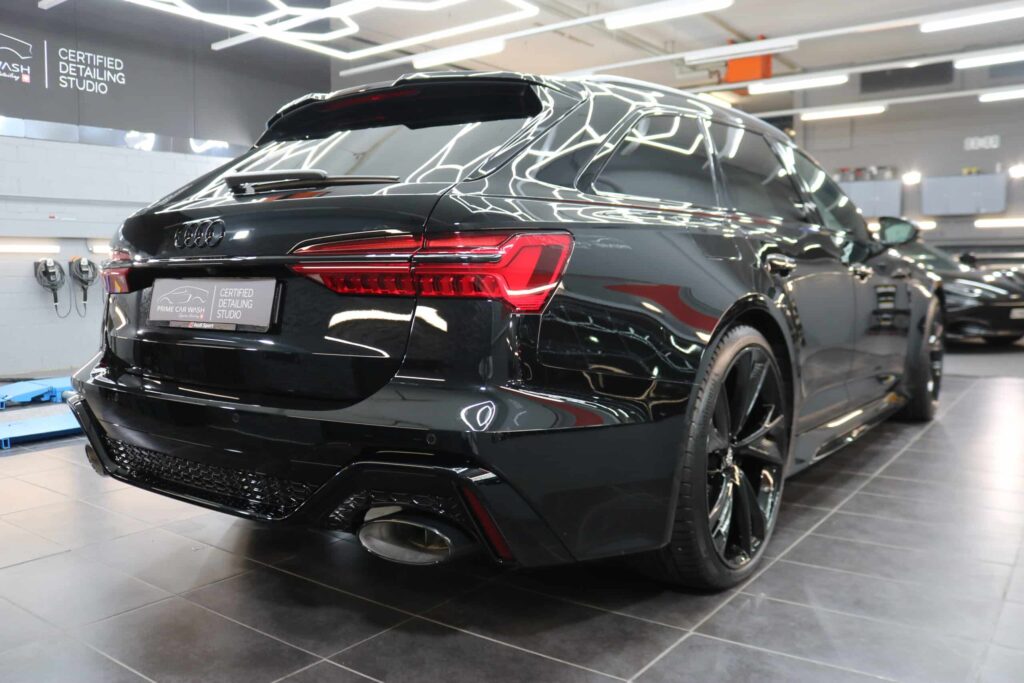AUDI RS6 C8
