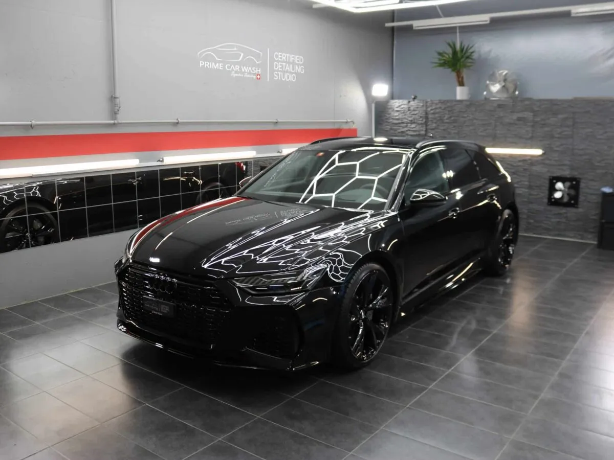 AUDI RS6 C8