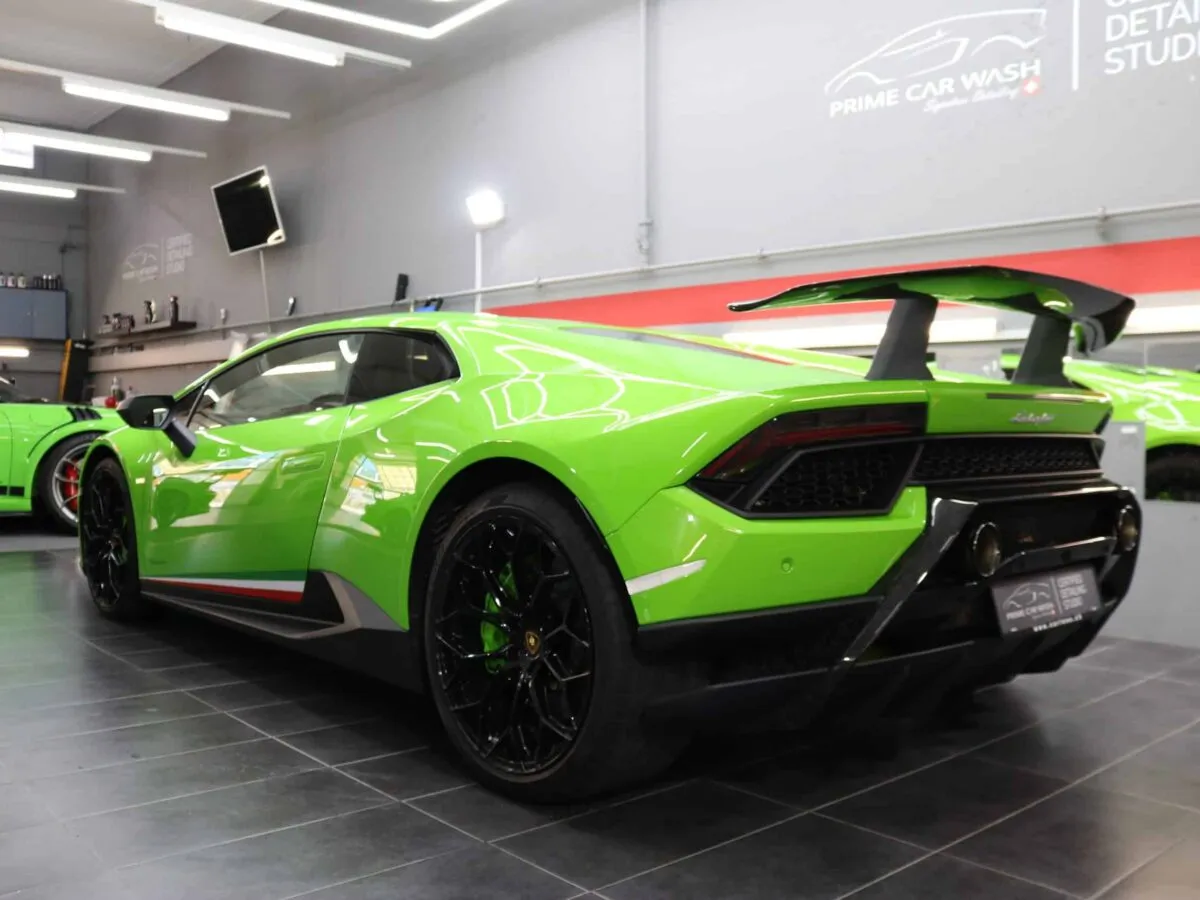 Huracan Performante