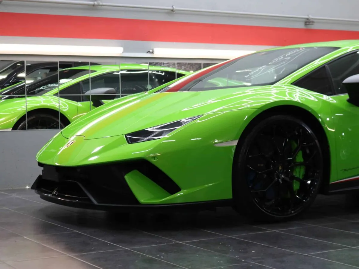 Huracan Performante