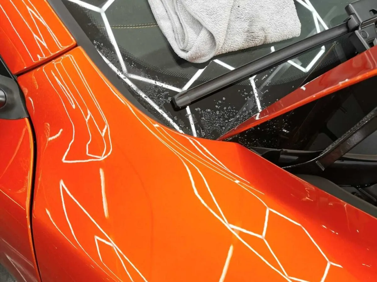 McLaren MP4-12C