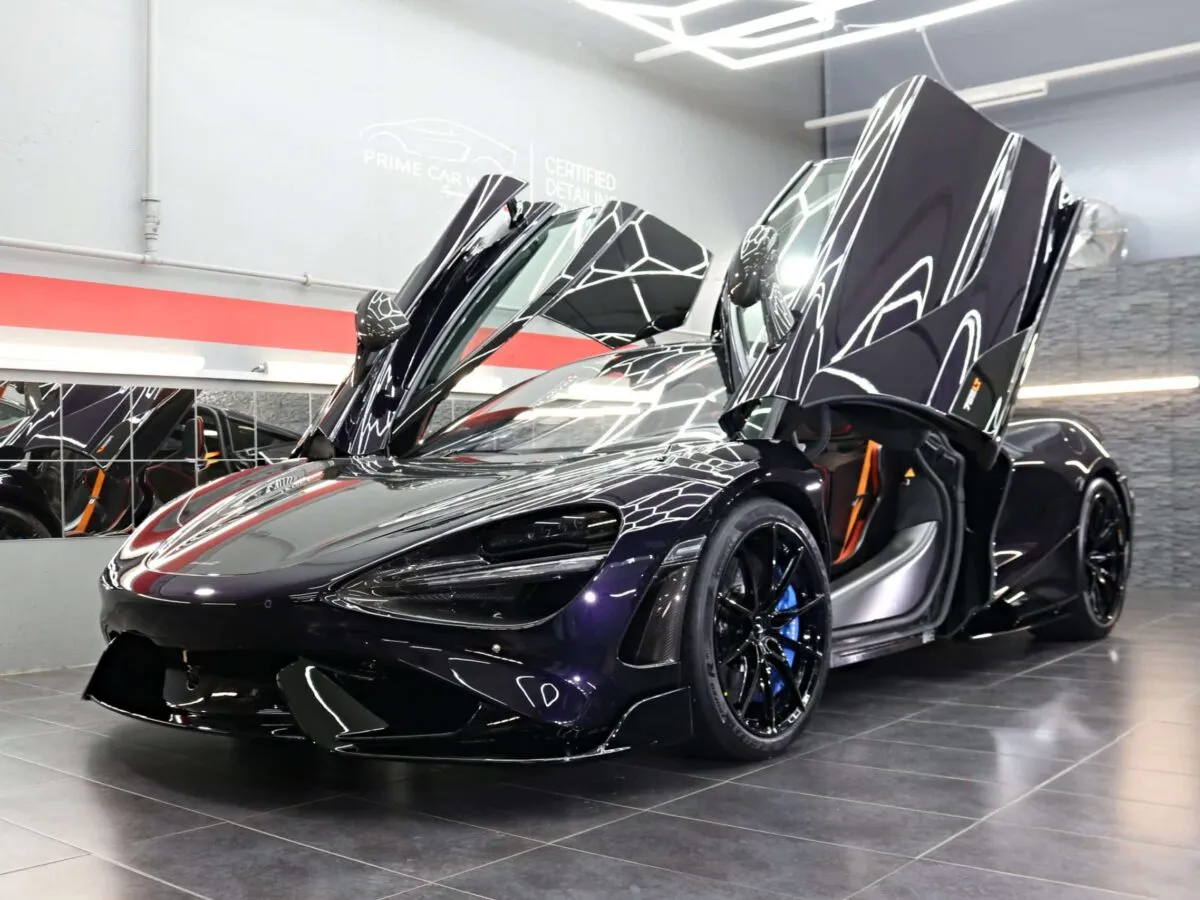 McLaren 765LT