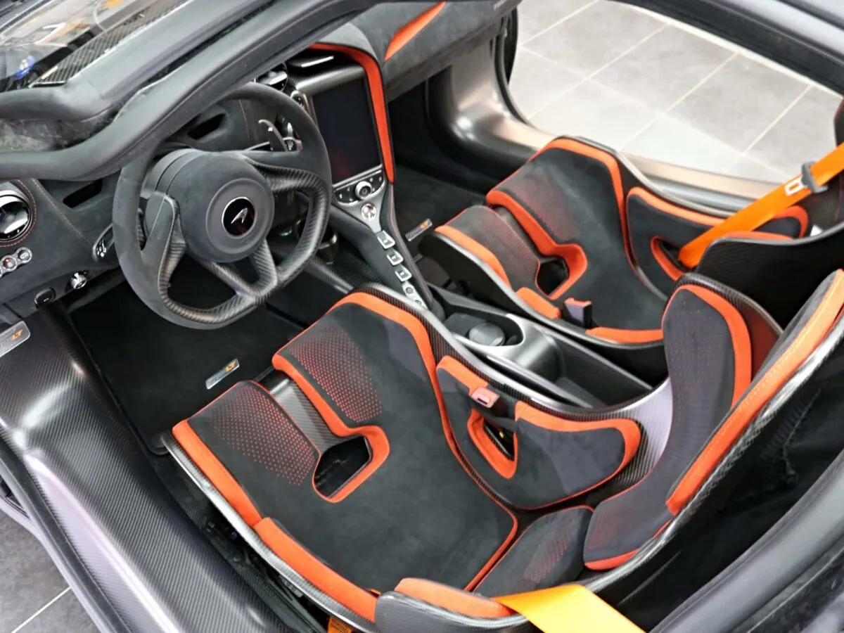 McLaren 765LT