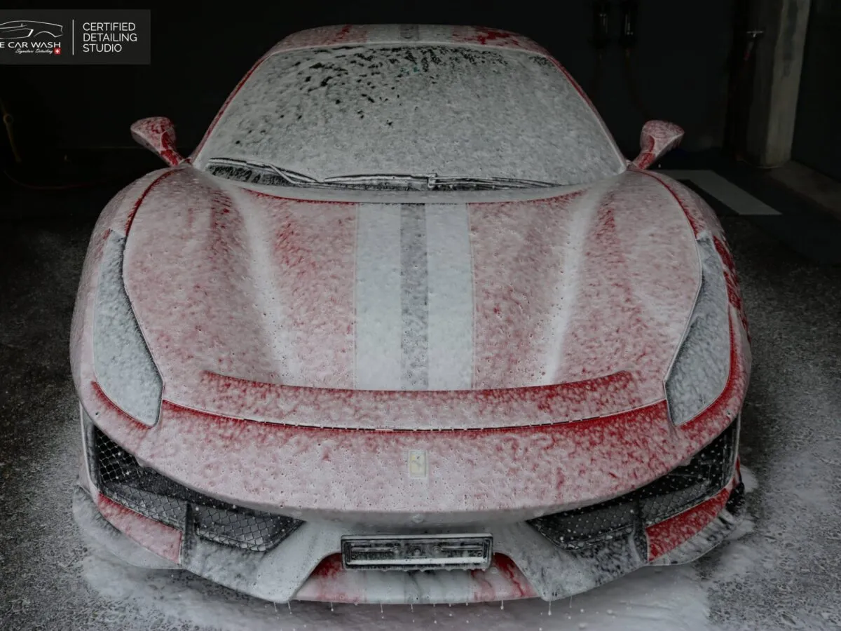 Ferrari 488 Pista