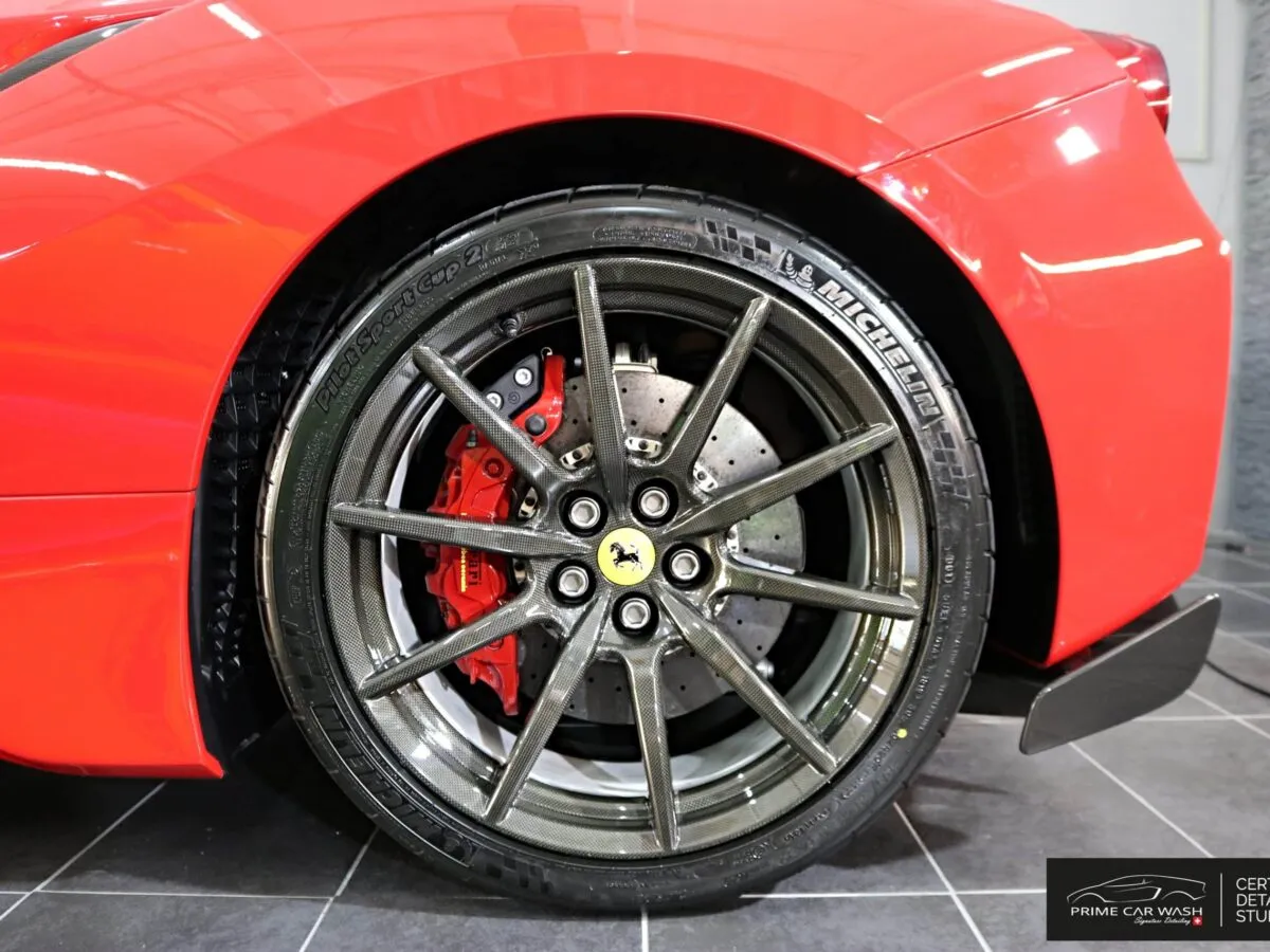 Ferrari 488 Pista