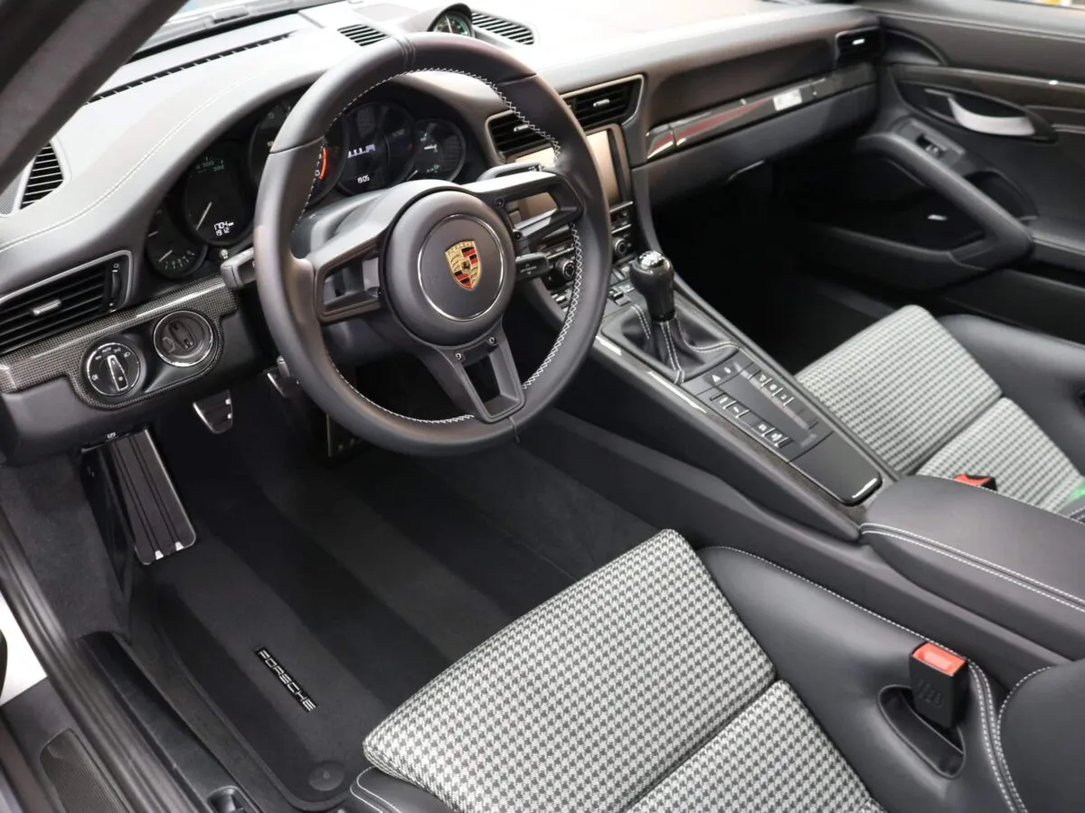 Porsche 911R