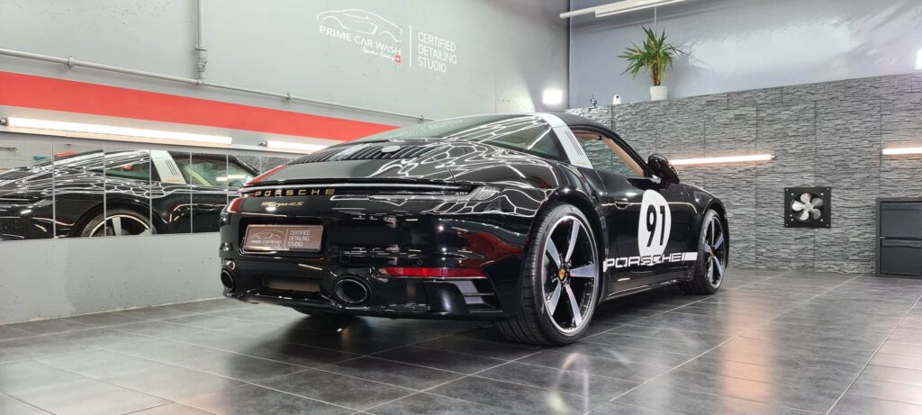 Porsche 992 Targa Heritage 1 of 992