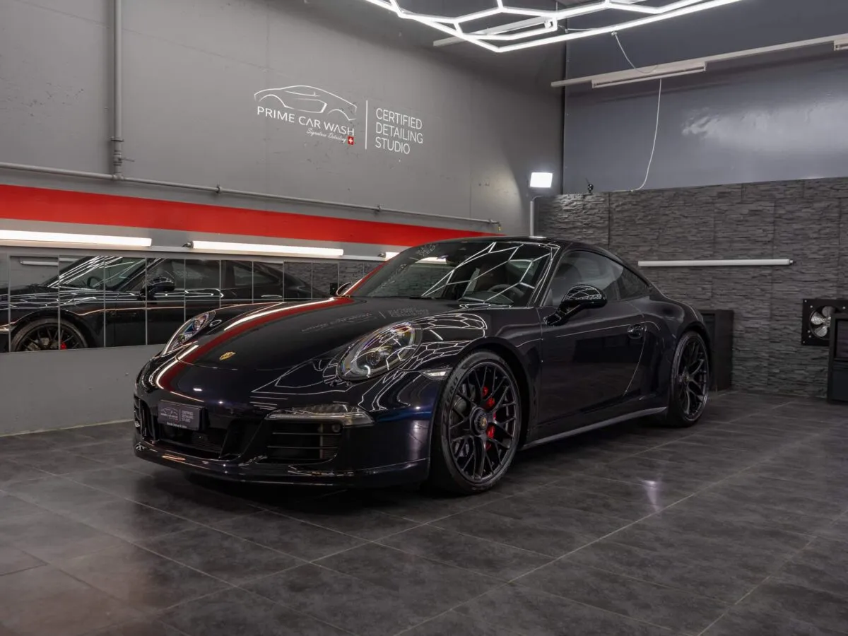 Porsche 911 GTS