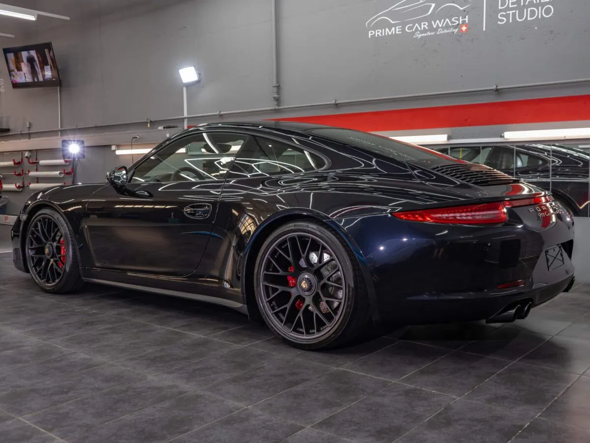 Porsche 911 GTS