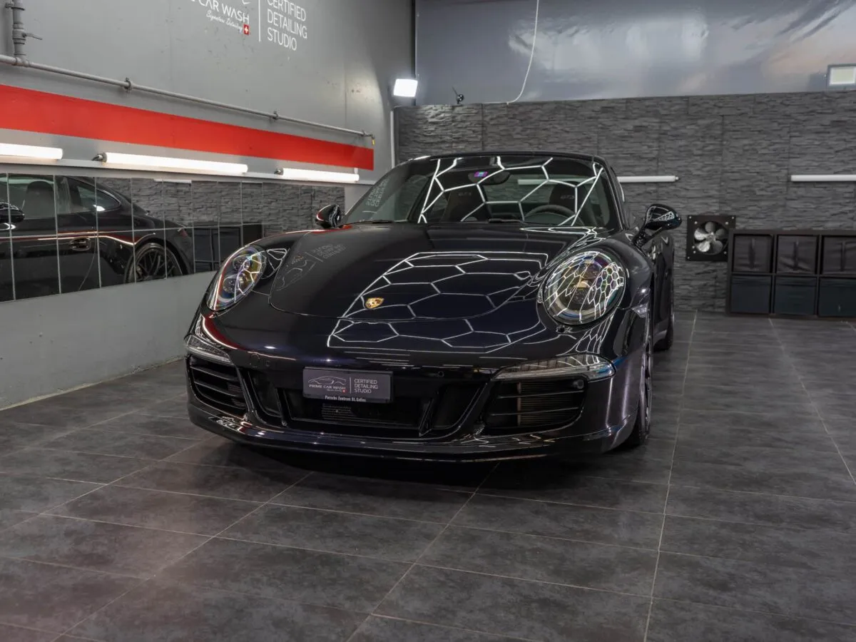Porsche 911 GTS
