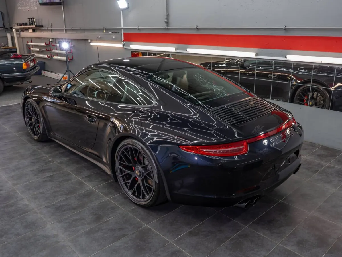 Porsche 911 GTS