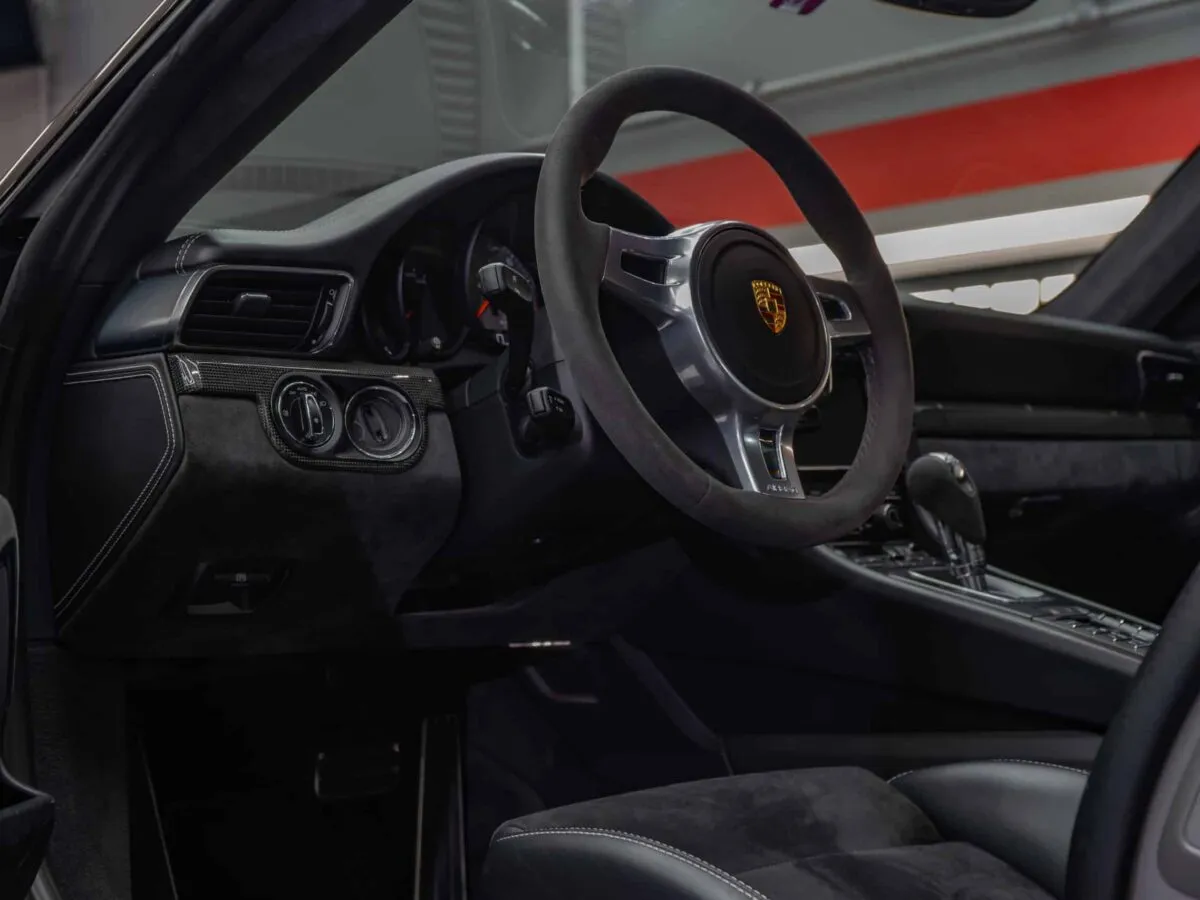 Porsche 911 GTS
