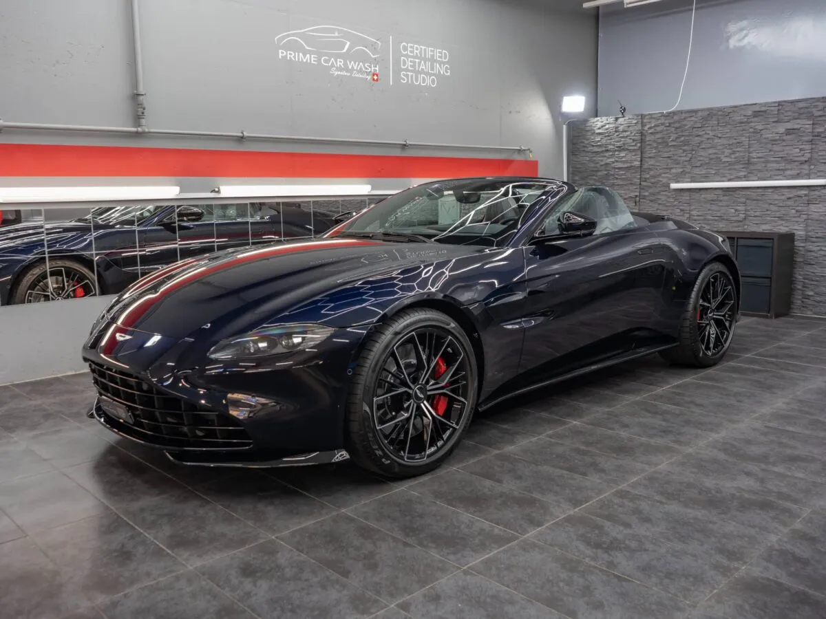 Aston Martin Vantage