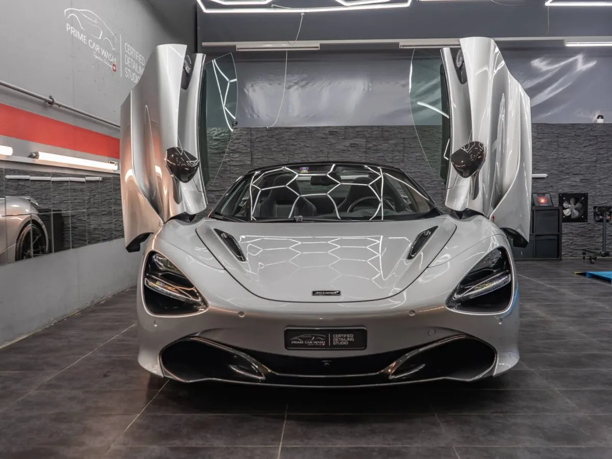 McLaren 720S Spider