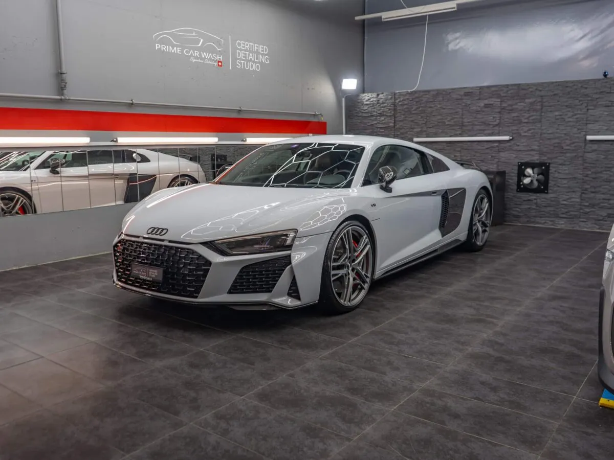 Audi R8