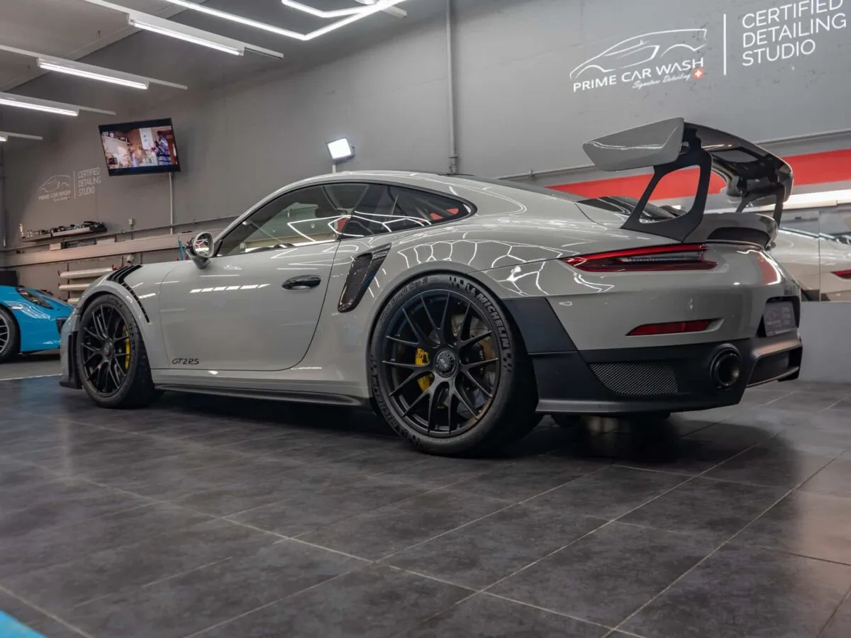 Porsche GT2 RS