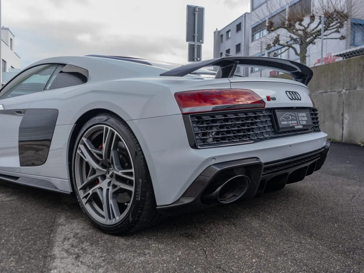 Audi R8