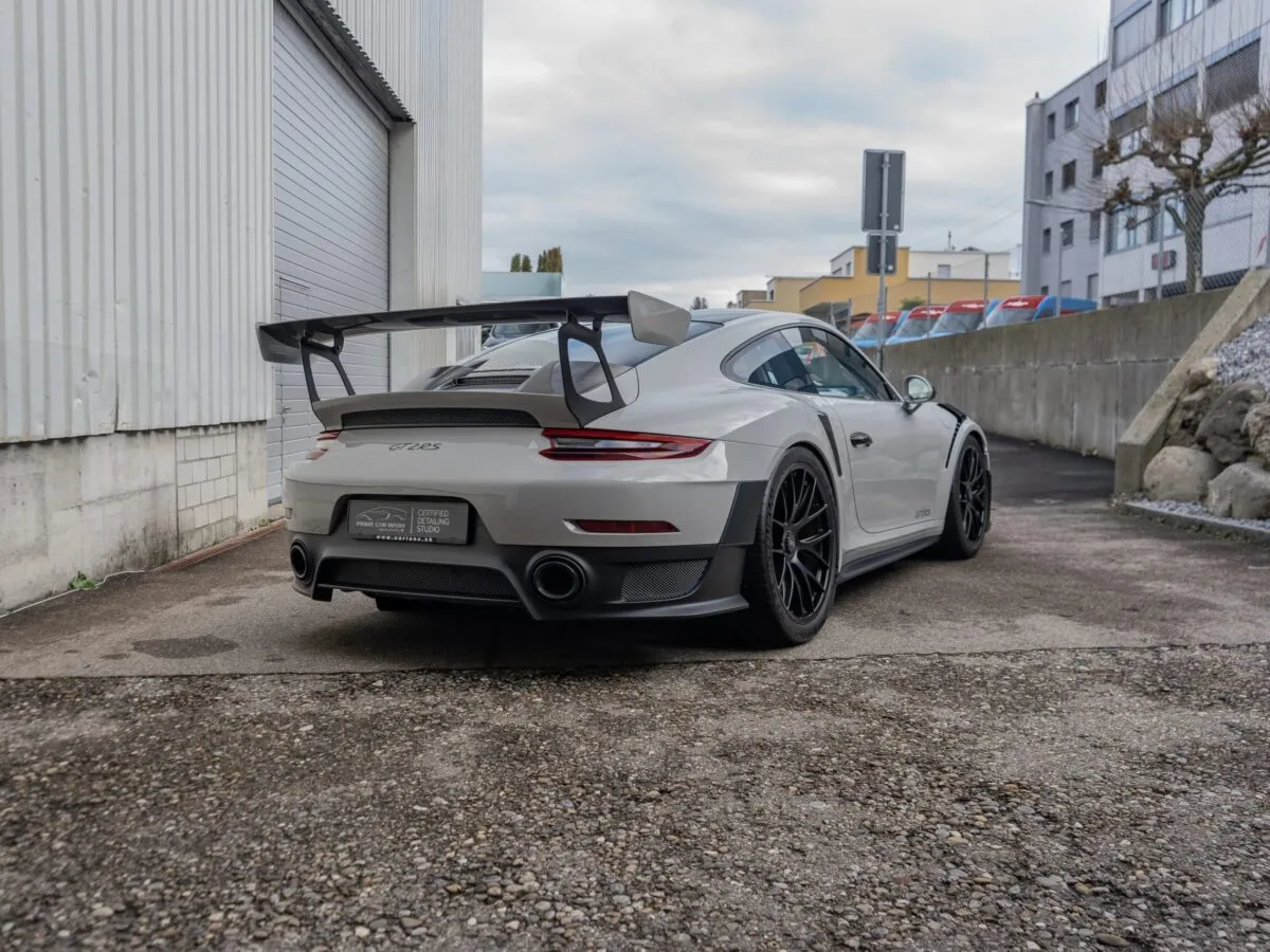 Porsche GT2 RS