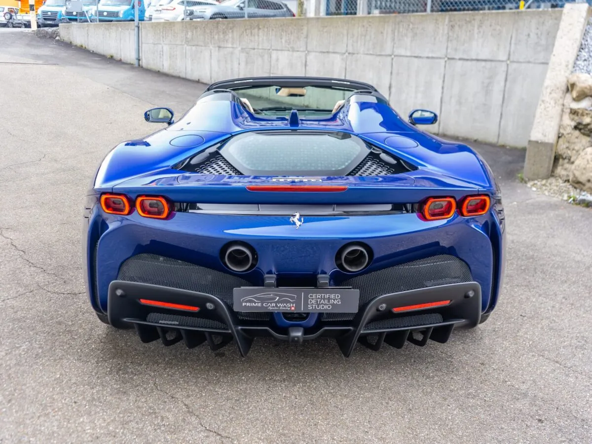 Ferrari SF90 Spider