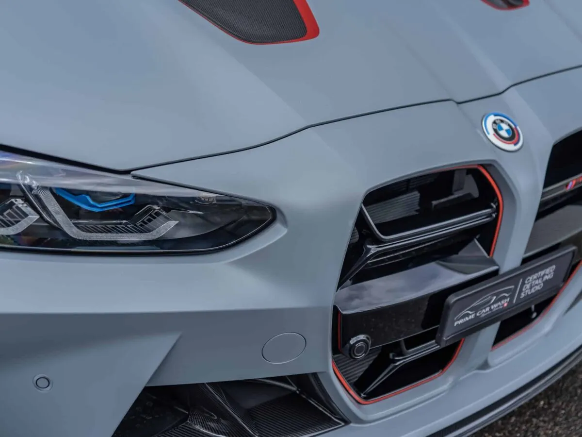 BMW M4 CSL