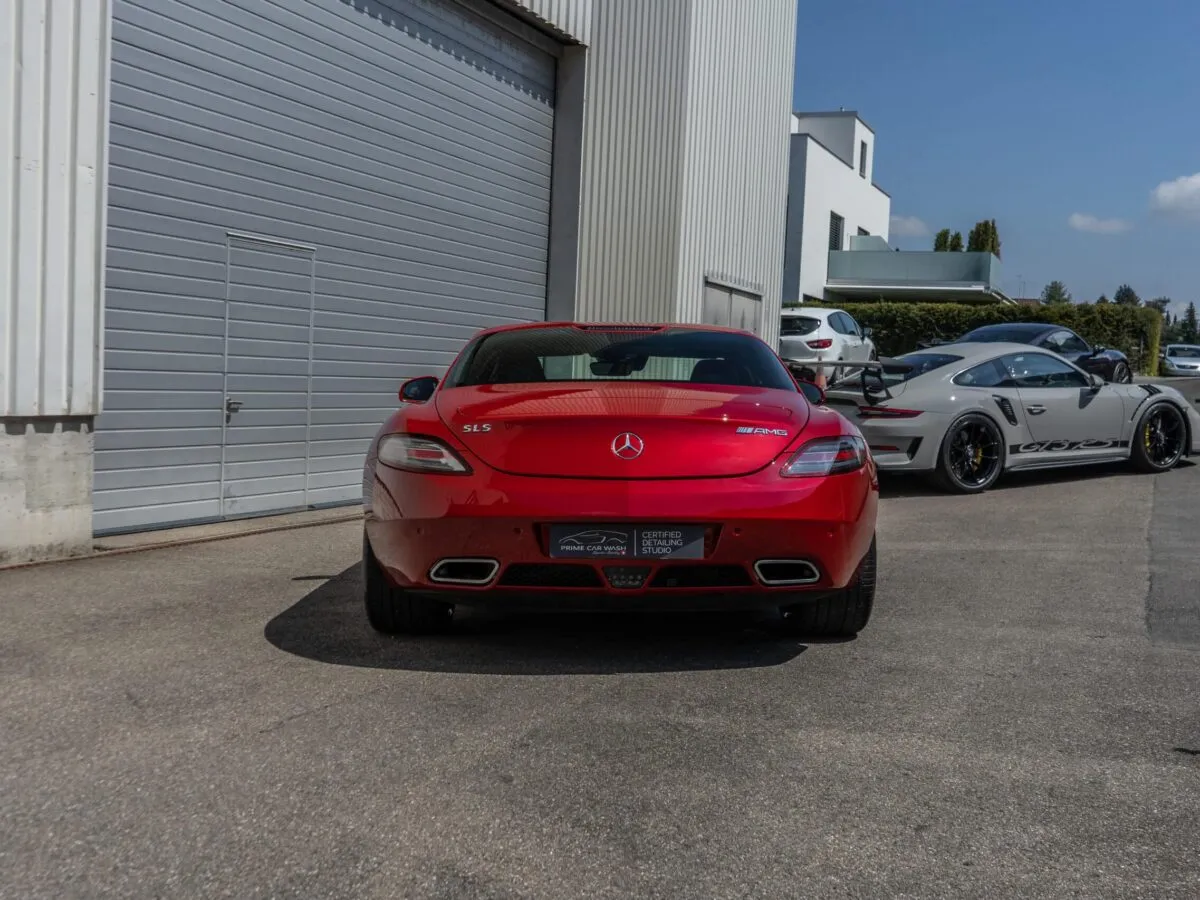 Mercedes SLS AMG