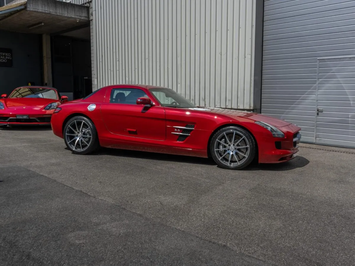 Mercedes SLS AMG