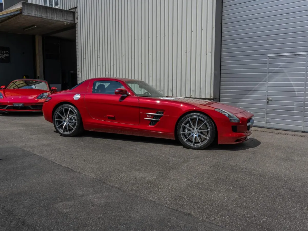 Mercedes SLS AMG