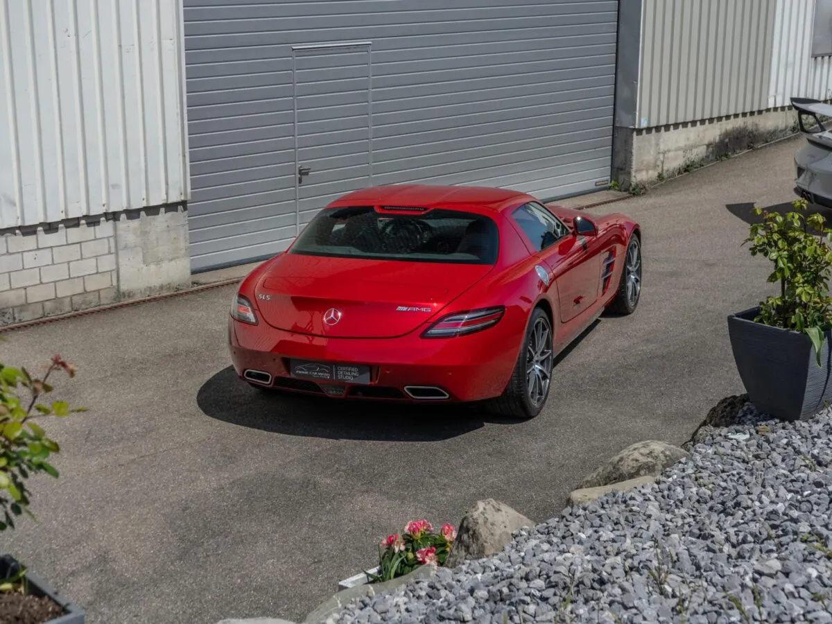 Mercedes SLS AMG